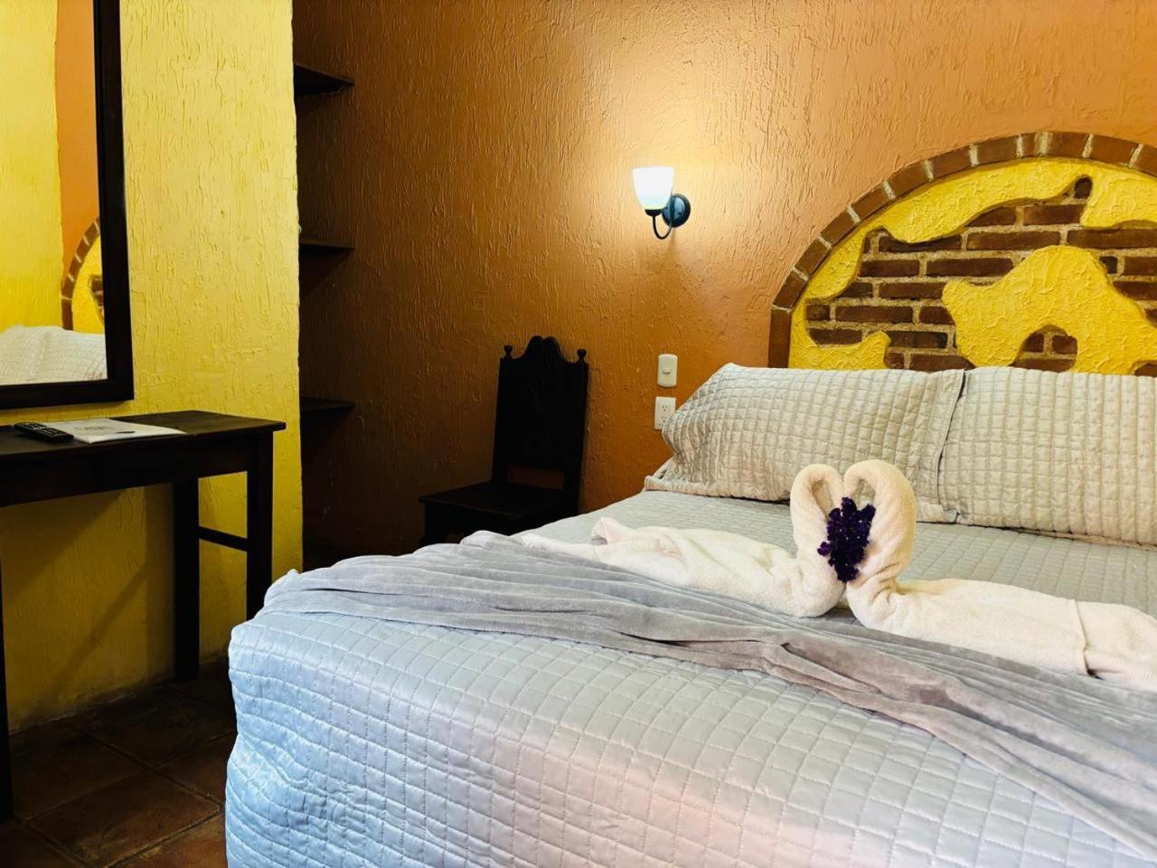 Hotel Chilero Y Cafe アンティグア・グアテマラ エクステリア 写真